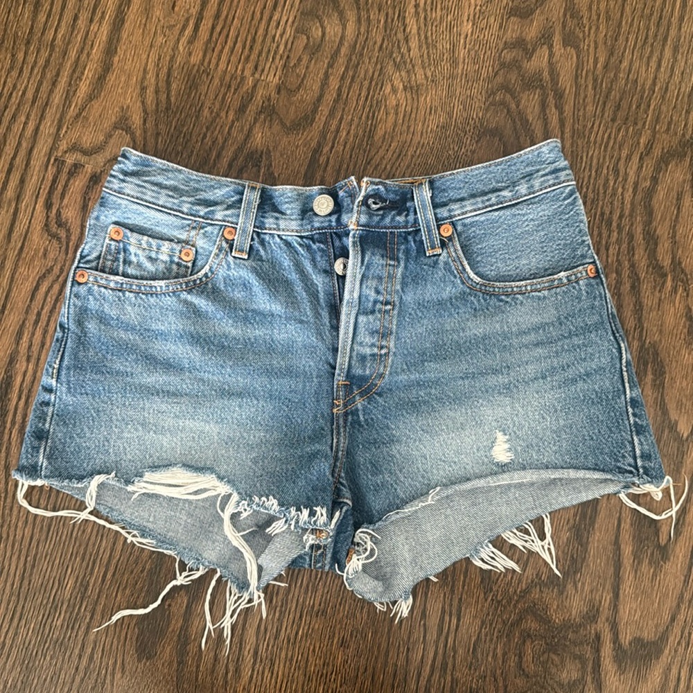 Levi’s 501 High Rise Women’s Shorts